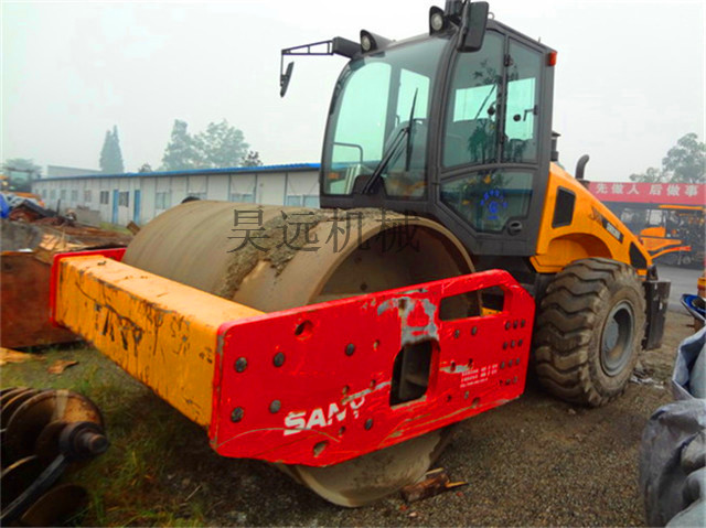 成都壓路機